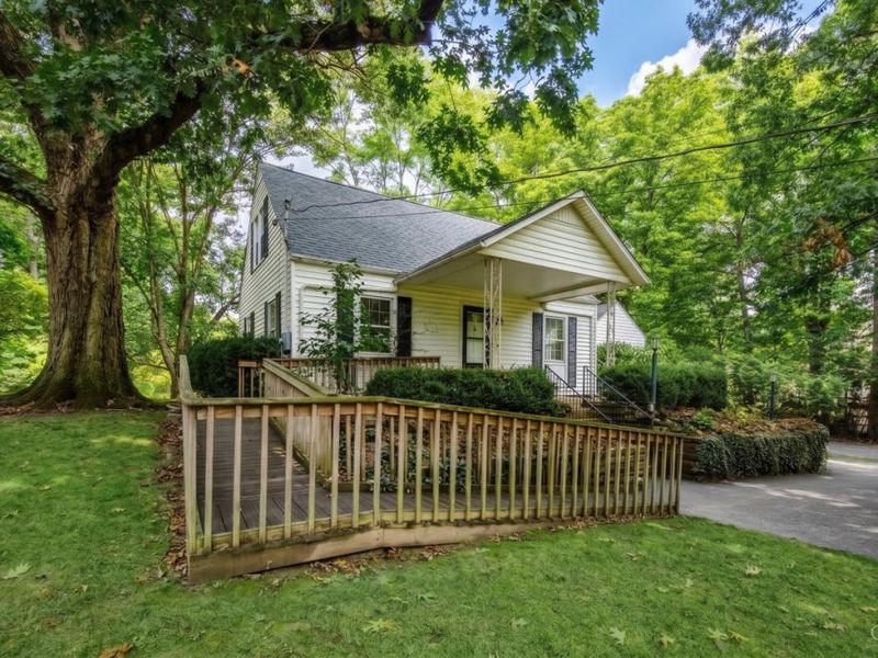 5895 Greenlawn Road, Fairfield Township, OH 45011 Photo 2