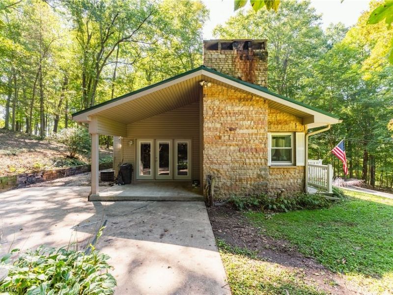 29556 Township Road 209, Coshocton, OH 43812 Photo 5