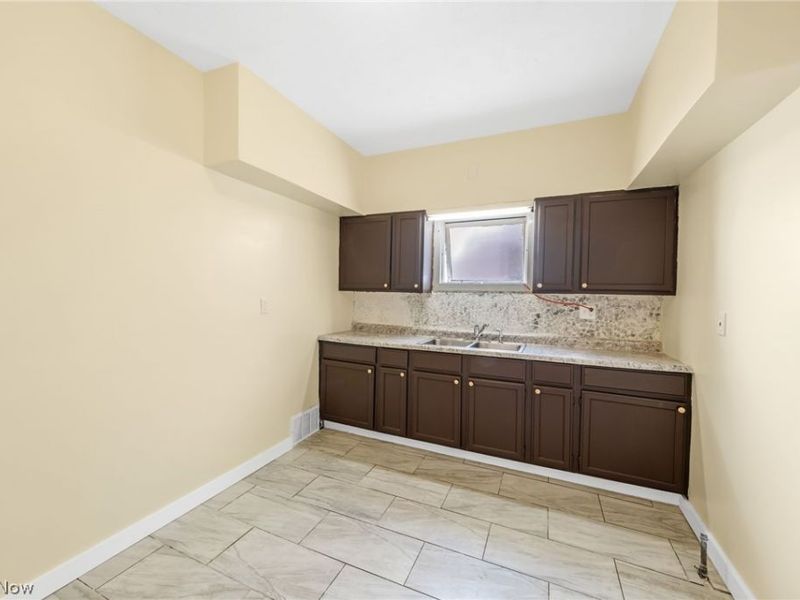 3420 Beechwood Avenue, Cleveland Heights, OH 44118 Photo 10