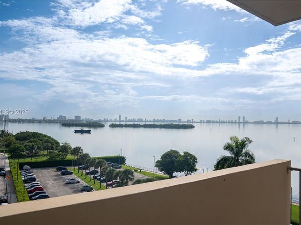 880 NE 69th St , Unit 7M, Miami, FL 33138