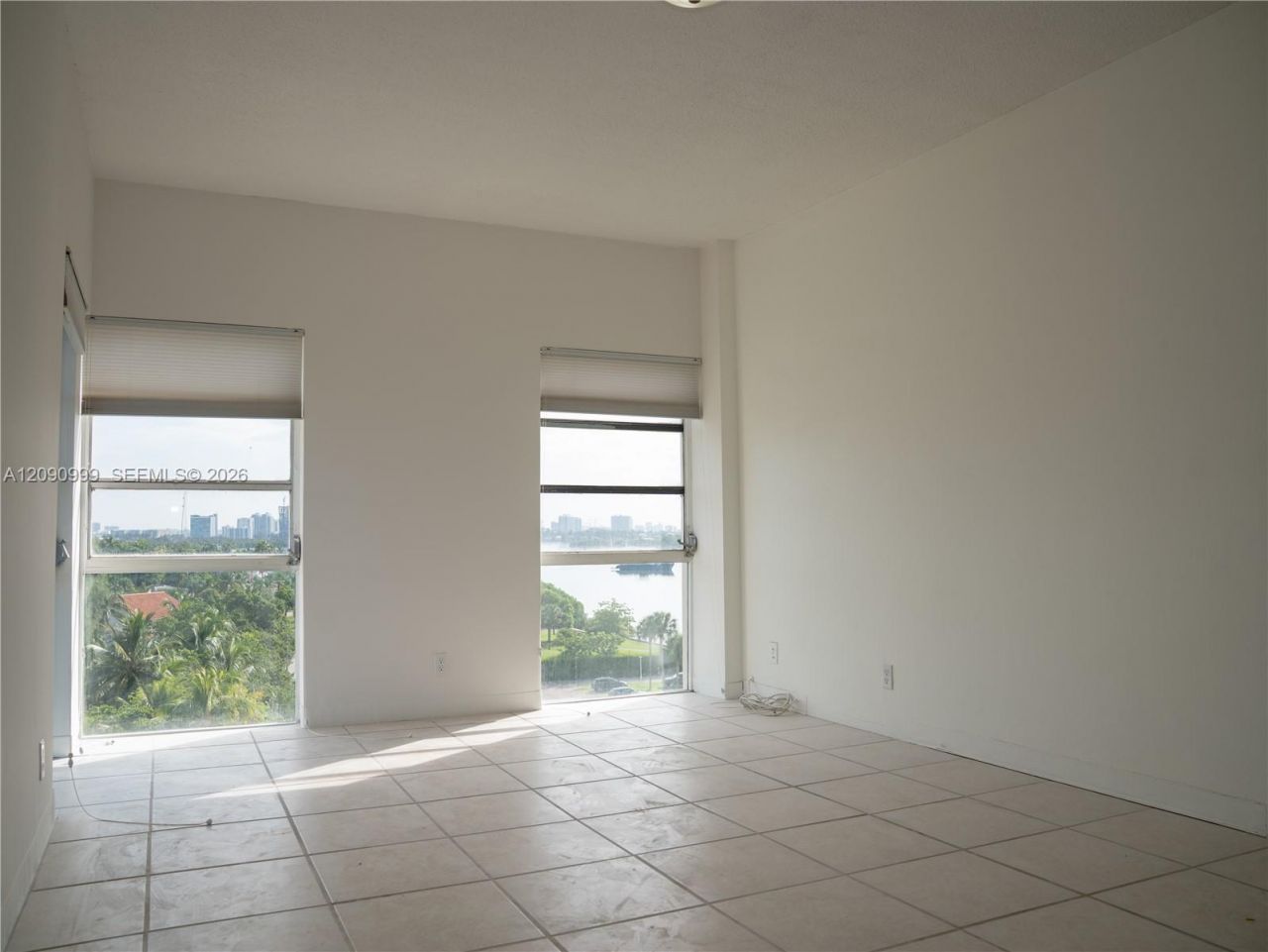 880 NE 69th St , Unit 7M, Miami, FL 33138 Photo