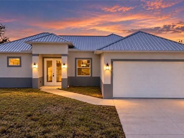510 Kingsbury LN , LEHIGH ACRES, FL 33974