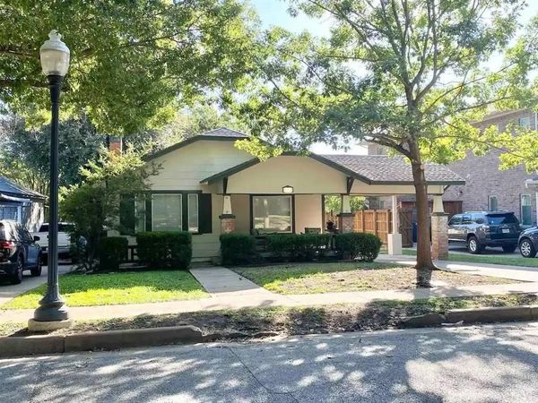 2545 Rogers Avenue , Fort Worth, TX 76109