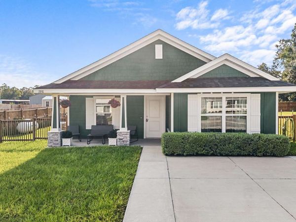 1981 N ROBERTS TRL, Bell, FL 32619