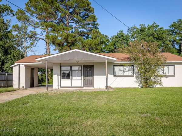 3306 Whitmore Street, Pascagoula, MS 39567