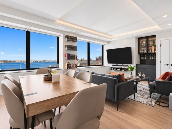 65 E India Row, Unit 10E, Boston, MA 02110