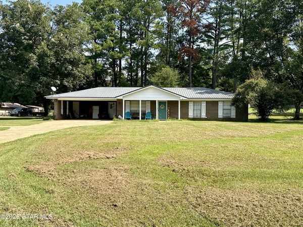 206 Marion Kelley Drive, Weir, MS 39772