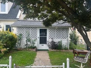 207 BRAINARD BOULEVARD, SHARON HILL, PA 19079