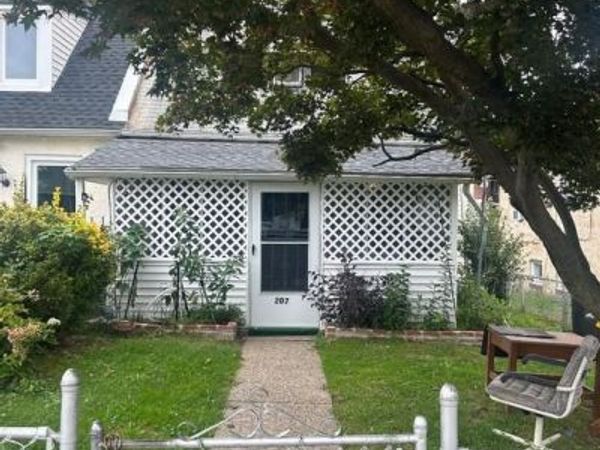 207 BRAINARD BOULEVARD , SHARON HILL, PA 19079