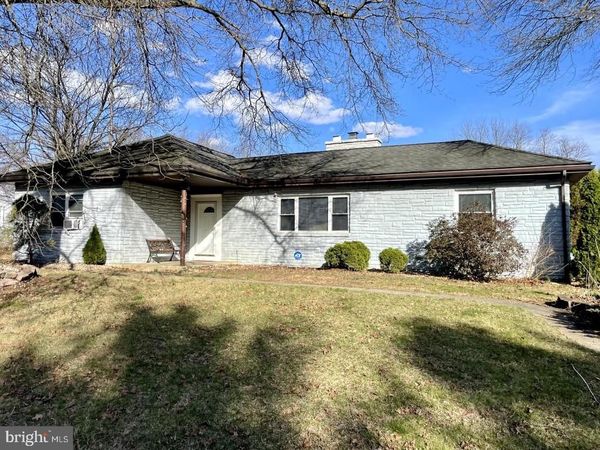1343 CHURCH ROAD , HERSHEY, PA 17033