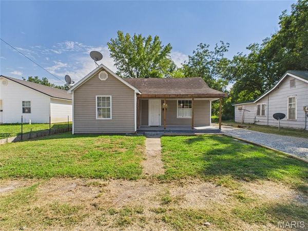 912 Nickey Street , Poplar Bluff, MO 63901