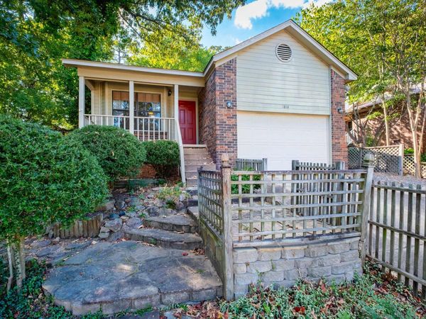 1814 Calgary Trail, Little Rock, AR 72211