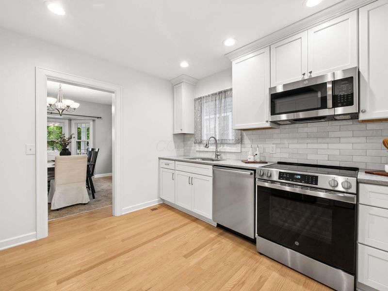 1300 W 1st Avenue, Columbus, OH 43212 Photo 12