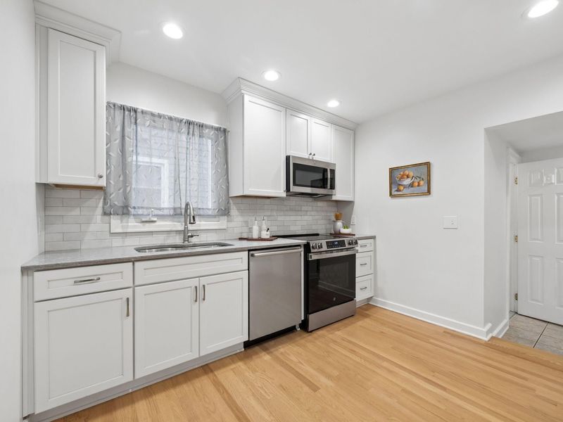 1300 W 1st Avenue, Columbus, OH 43212 Photo 13