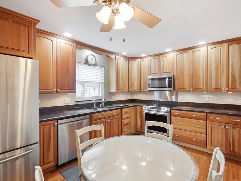 2874 Ashlar Drive , Springfield, OH 45503 Photo 16