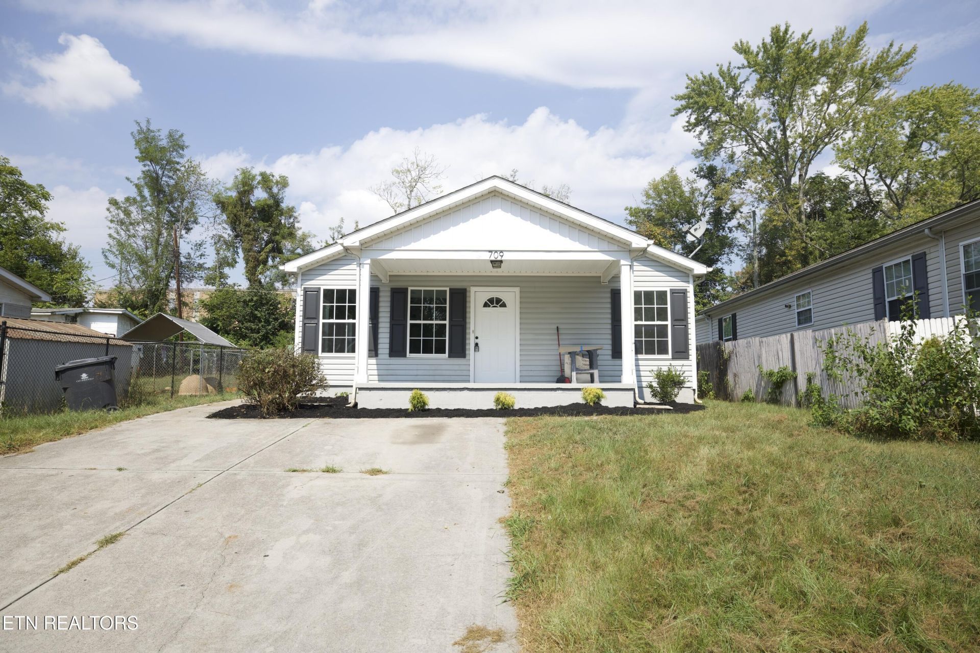709 Belleaire Ave, Knoxville, TN 37921 Main Photo