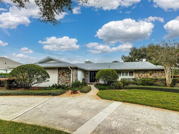 451 LONE PALM DRIVE , LAKELAND, FL 33815