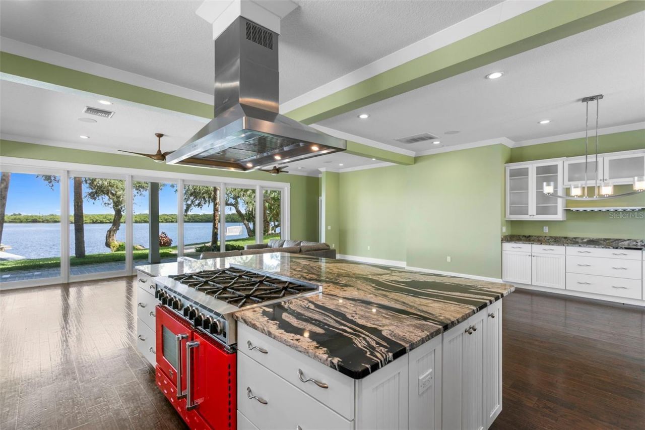 2805 Gulf City Road, Ruskin, FL 33570 Photo