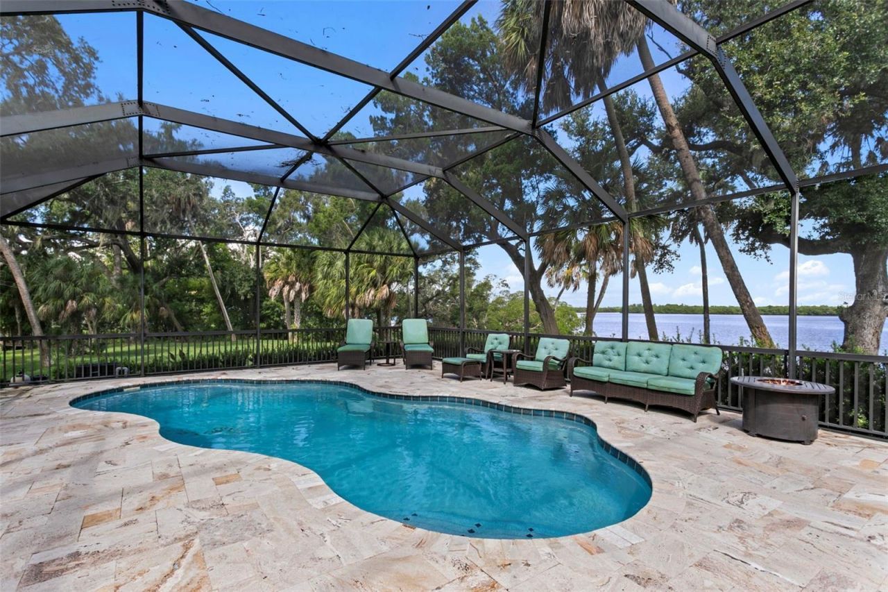 2805 Gulf City Road, Ruskin, FL 33570 Photo