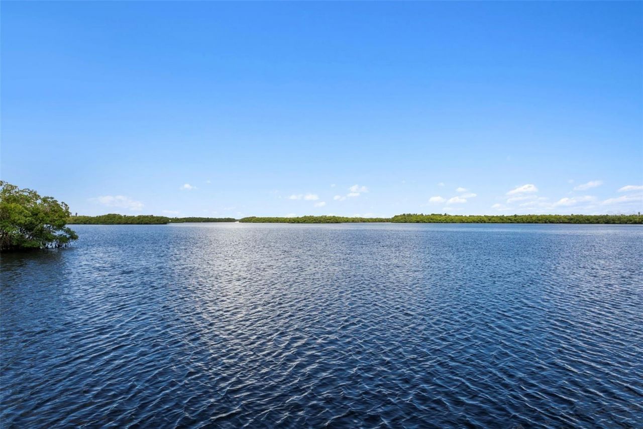 2805 Gulf City Road, Ruskin, FL 33570 Photo