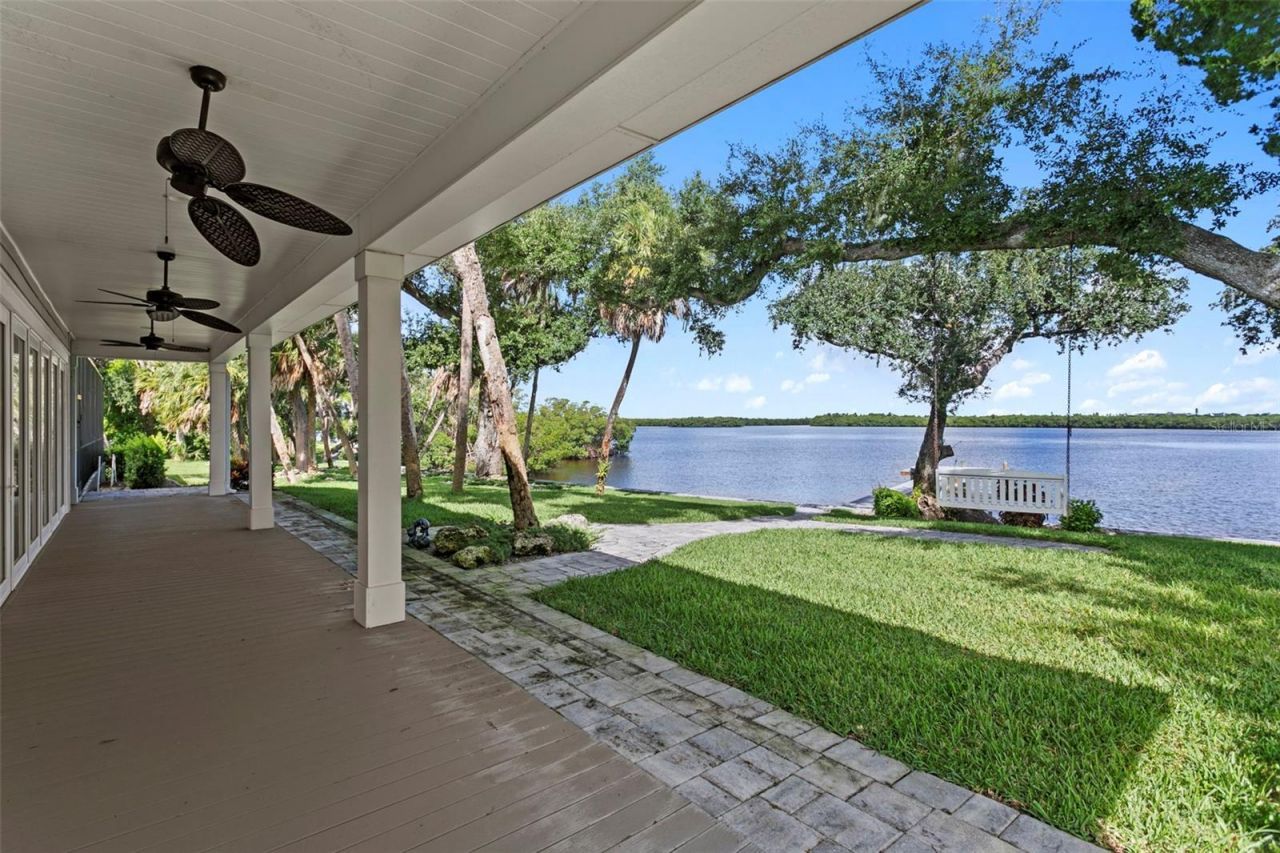 2805 Gulf City Road, Ruskin, FL 33570 Photo