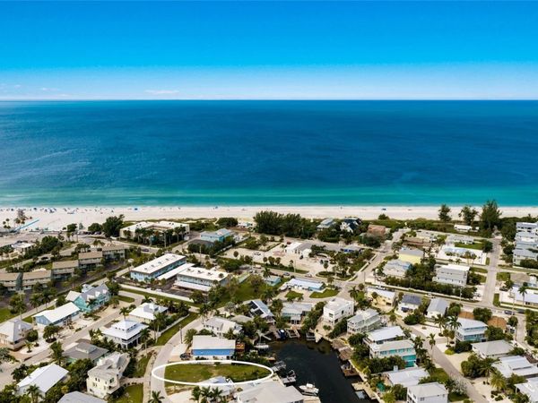 214 S HARBOR DRIVE , HOLMES BEACH, FL 34217