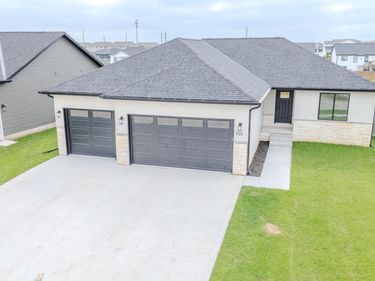 935 W Santa Clara Street, Lincoln, NE 68523