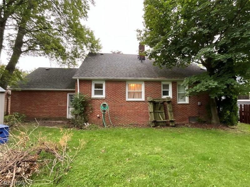 24079 Glenbrook Boulevard, Euclid, OH 44117 Photo 2