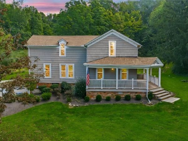 12285 Auburn Road , Chardon, OH 44024