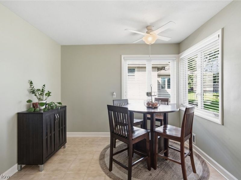 567 Twilight Drive, Seven Hills, OH 44131 Photo 10