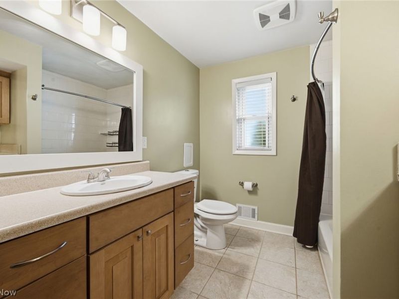 567 Twilight Drive, Seven Hills, OH 44131 Photo 18