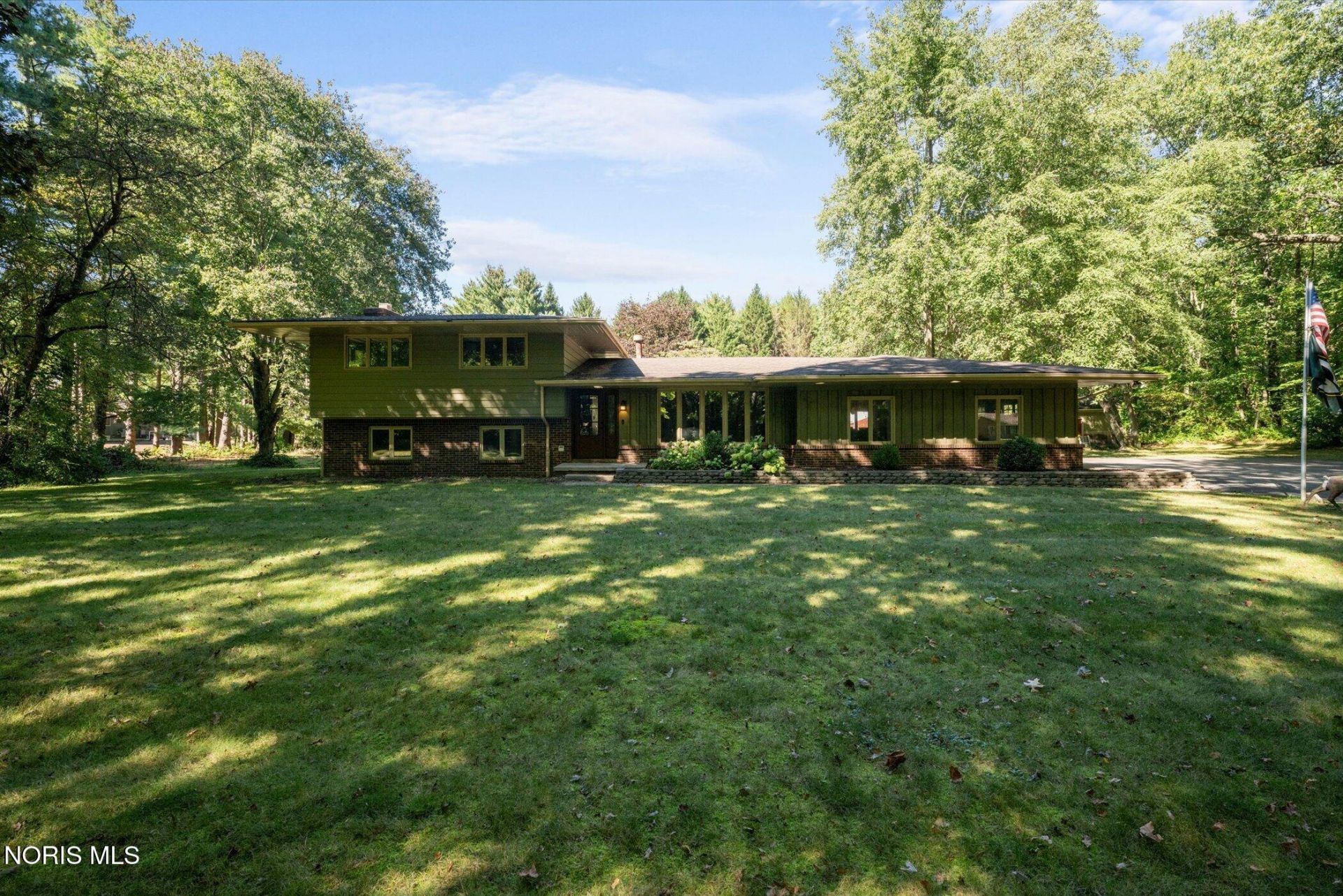 10804 Reed Road, Monclova, OH 43542 Main Photo