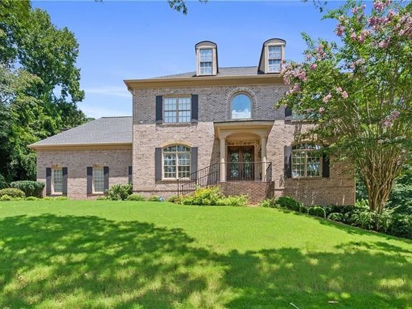 3880 Stratford Walk Circle NE, Atlanta, GA 30342