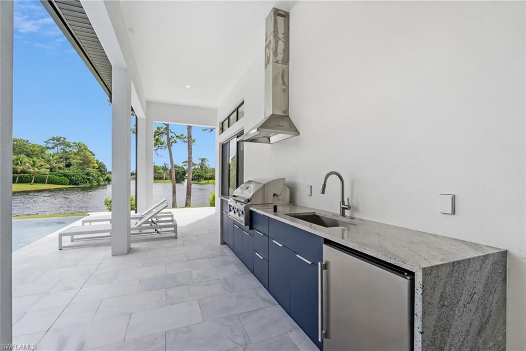 6590 Trail Blvd , Naples, FL 34108 Photo