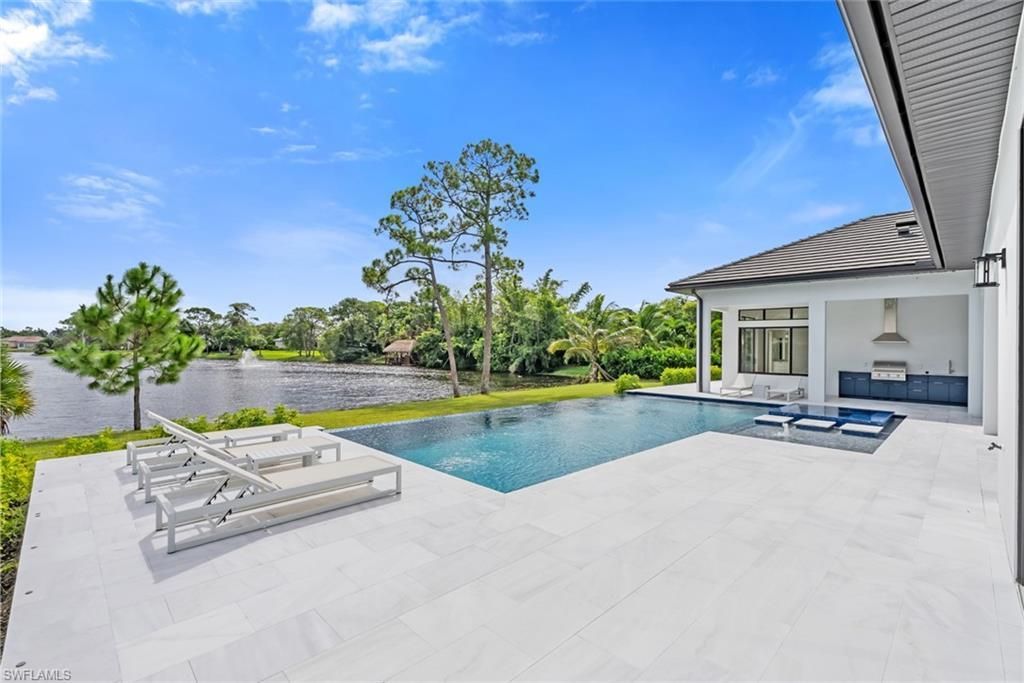6590 Trail Blvd , Naples, FL 34108 Photo