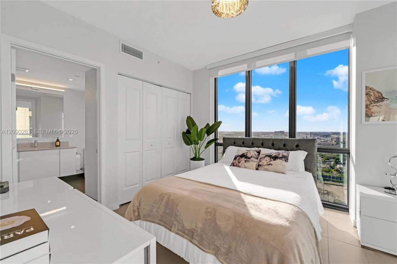 1600 NE 1st Ave , Unit 2916, Miami, FL 33132 Photo