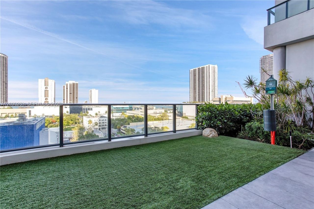 1600 NE 1st Ave , Unit 2916, Miami, FL 33132 Photo