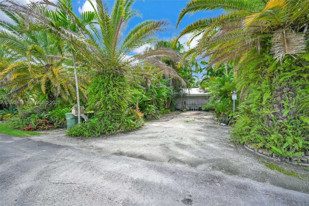 182 NW 16th St , Homestead, FL 33030 Photo