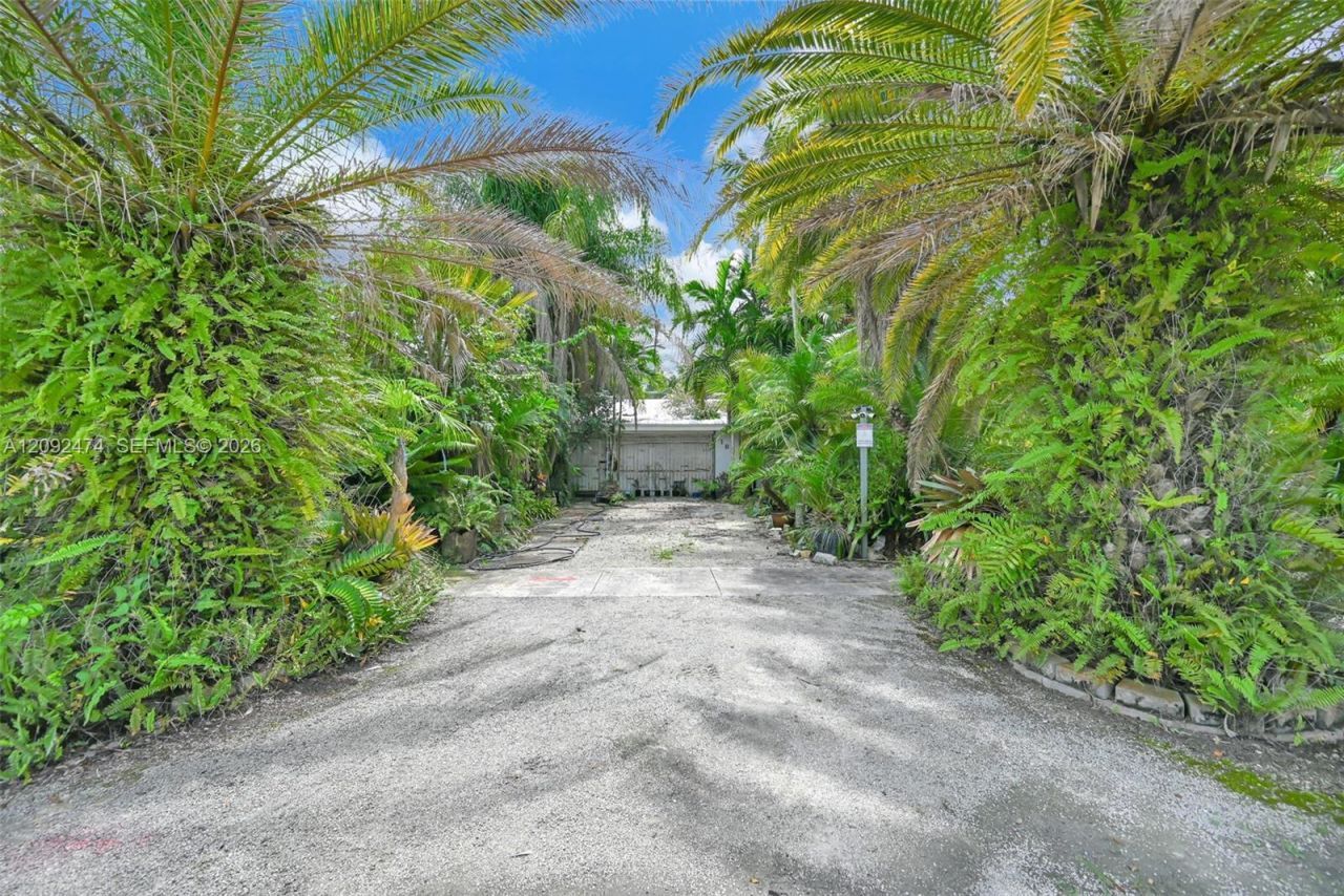 182 NW 16th St , Homestead, FL 33030 Photo