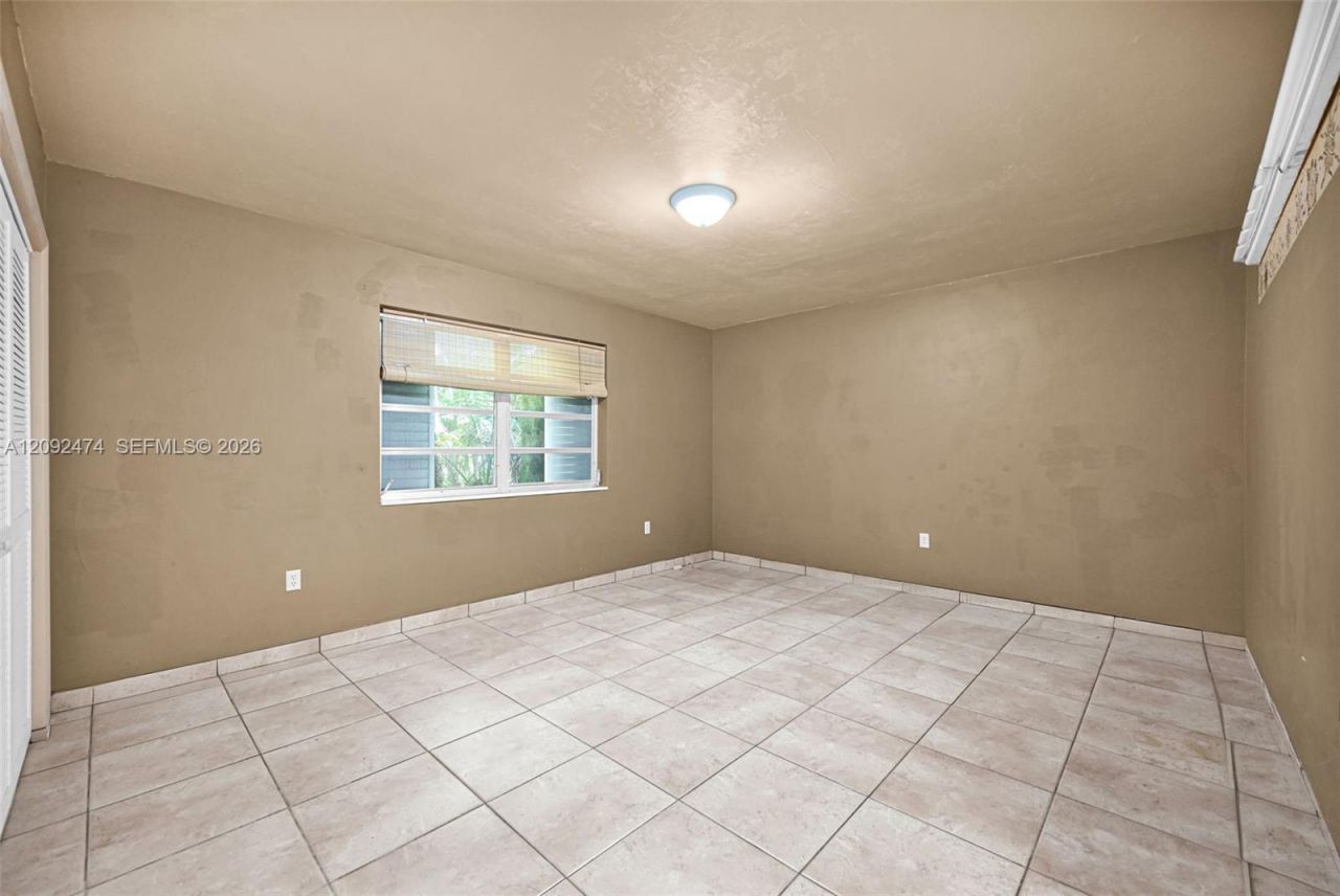 182 NW 16th St , Homestead, FL 33030 Photo
