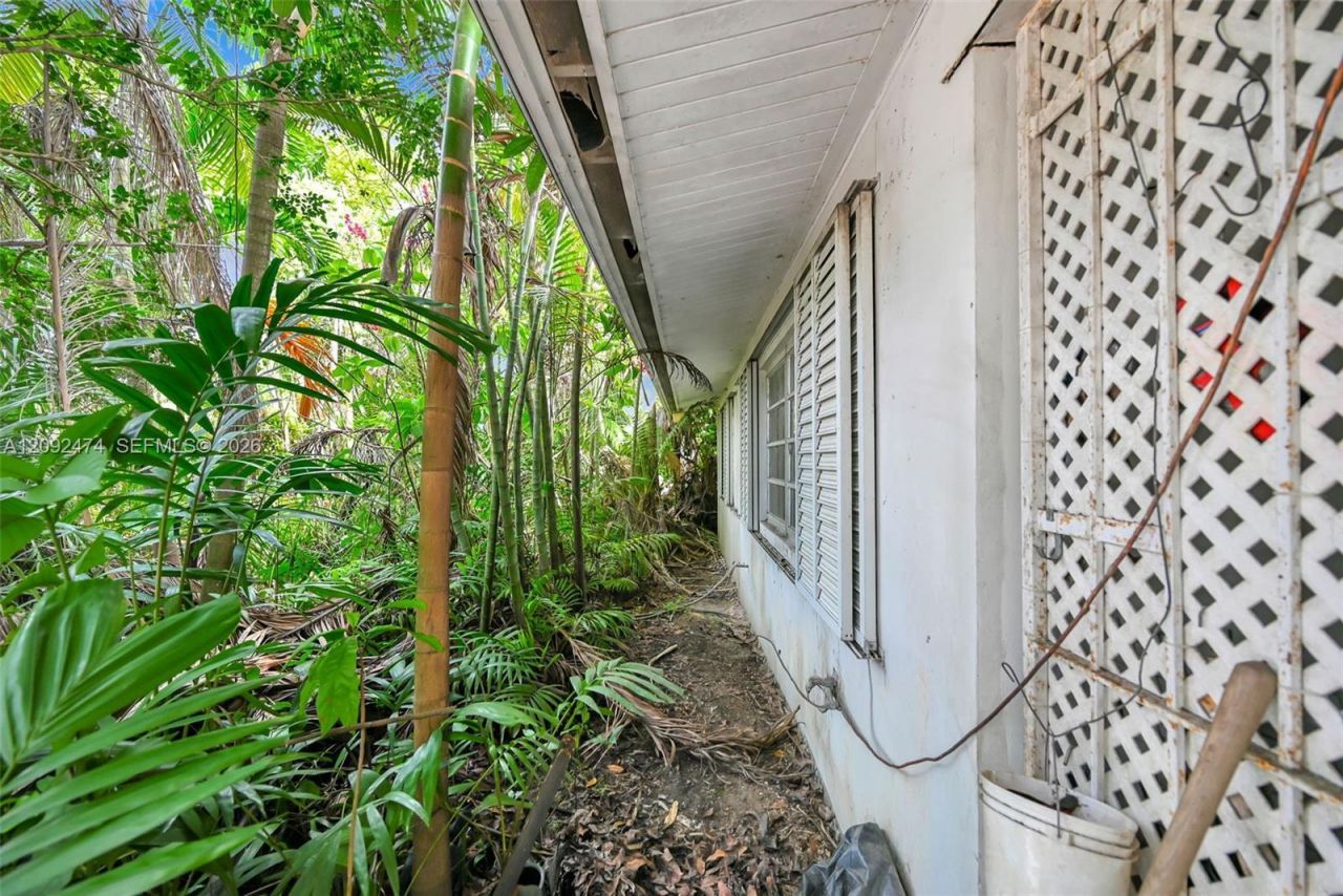 182 NW 16th St , Homestead, FL 33030 Photo