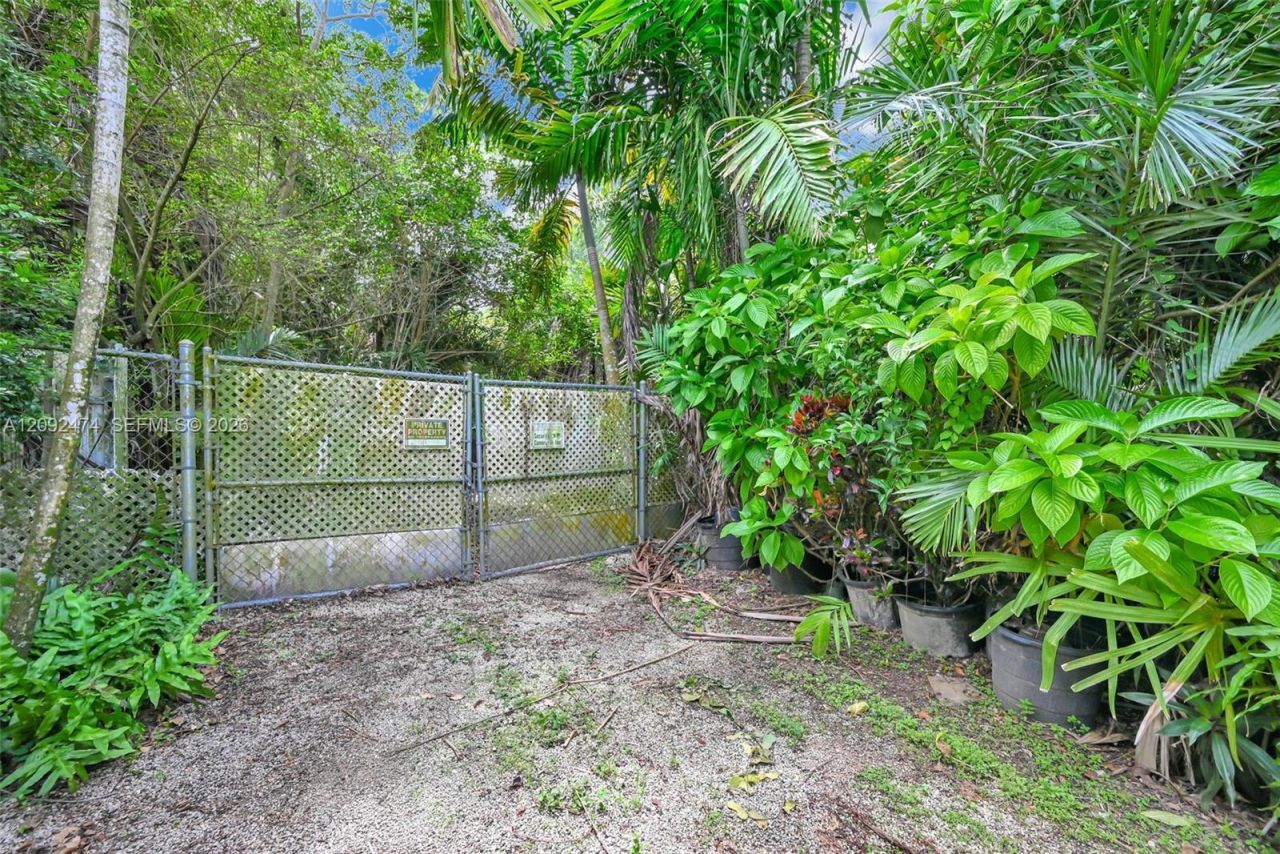 182 NW 16th St , Homestead, FL 33030 Photo