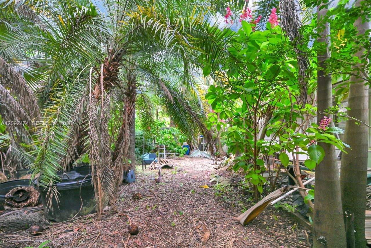 182 NW 16th St , Homestead, FL 33030 Photo