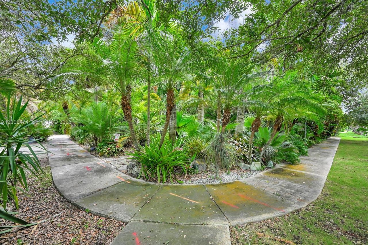182 NW 16th St , Homestead, FL 33030 Photo