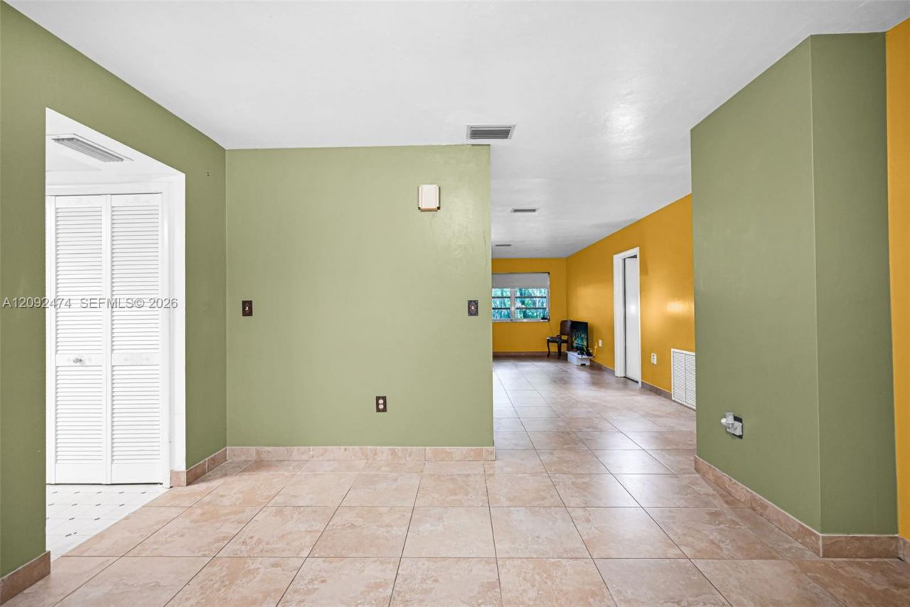 182 NW 16th St , Homestead, FL 33030 Photo