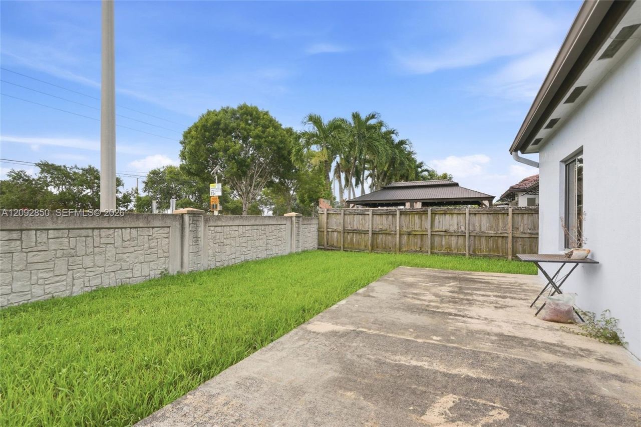 3241 SW 147th Ct, Miami, FL 33185 Photo