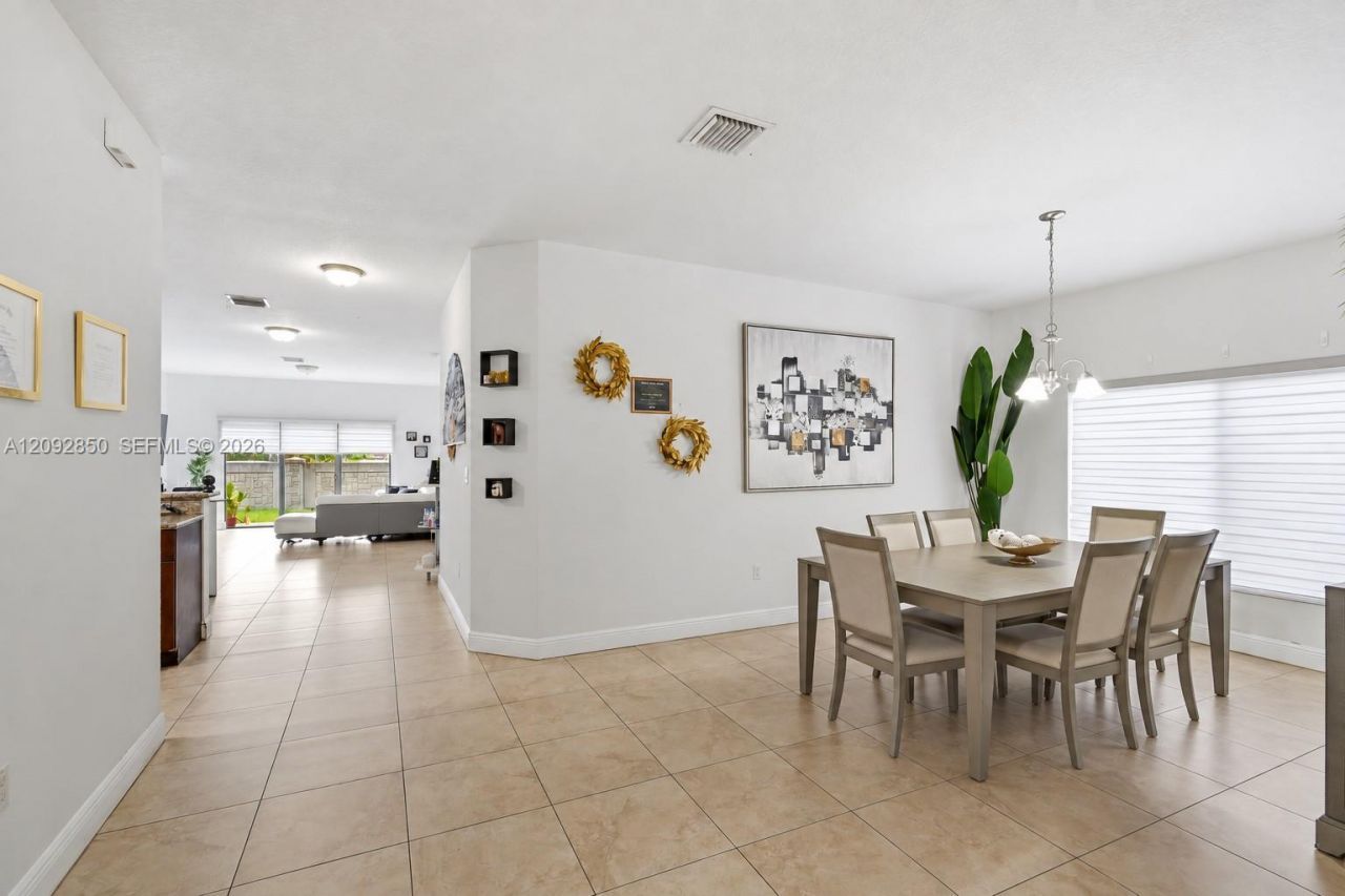 3241 SW 147th Ct, Miami, FL 33185 Photo