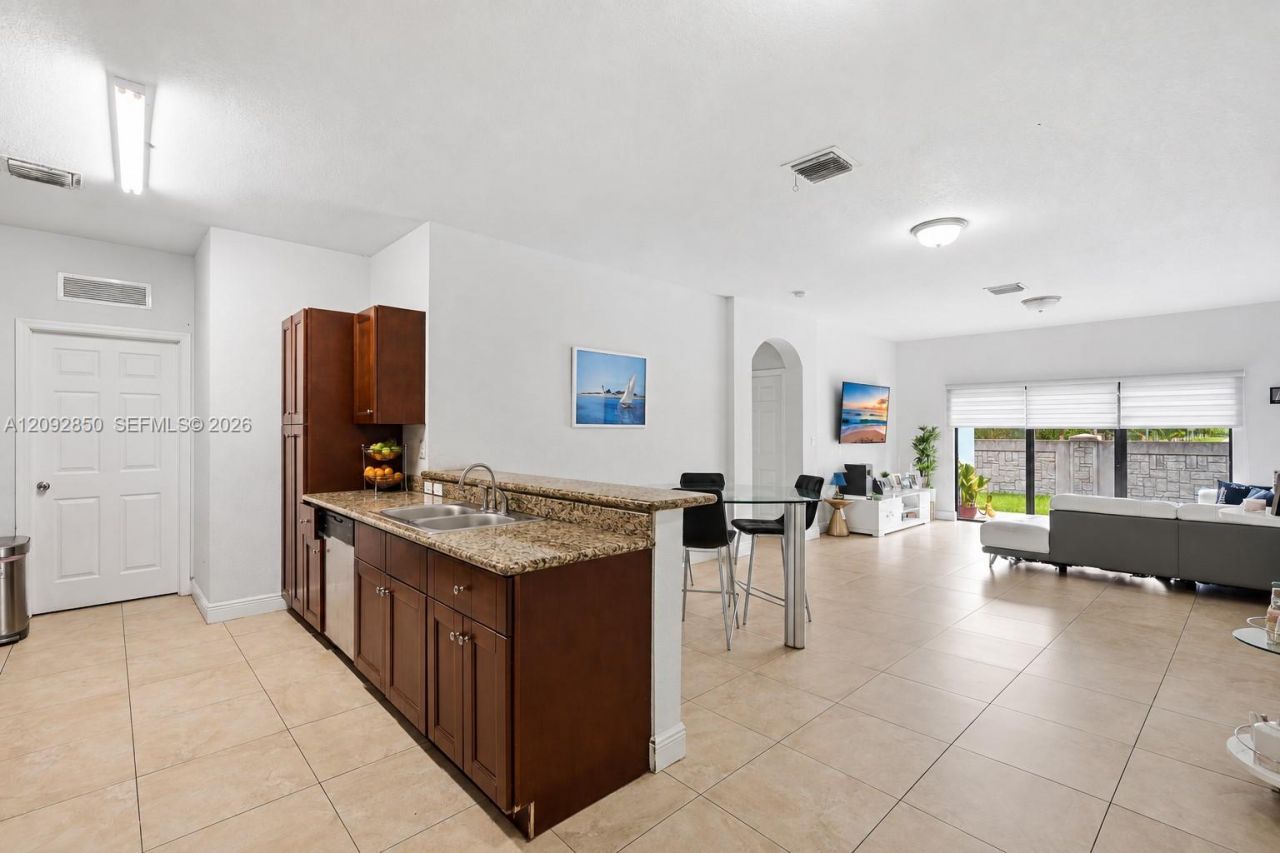 3241 SW 147th Ct, Miami, FL 33185 Photo