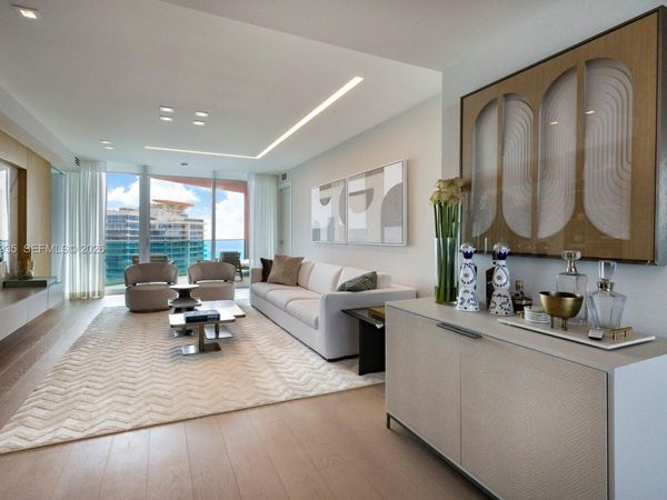 300 S Pointe Dr, Unit 4206, Miami Beach, FL 33139