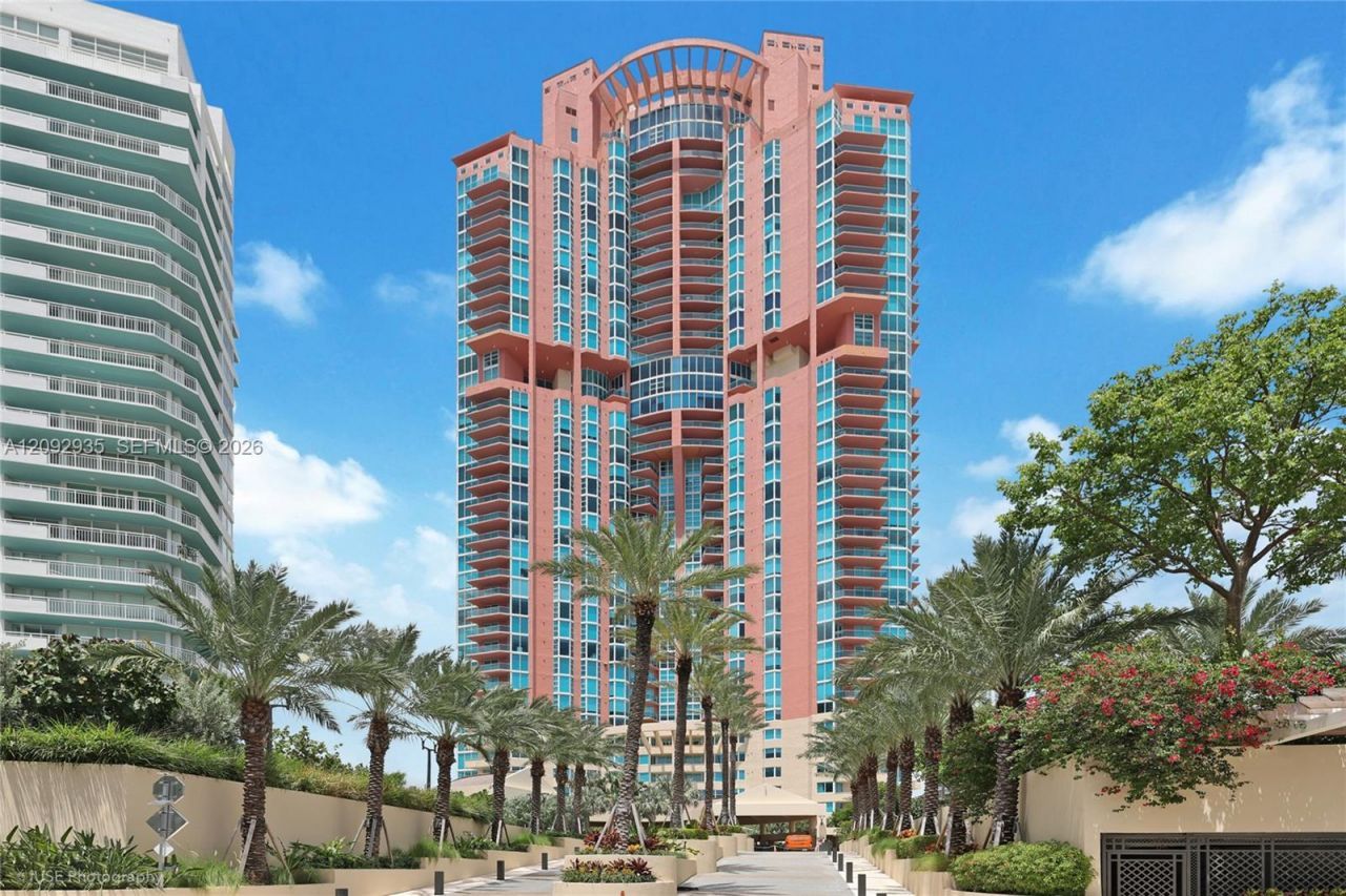 300 S Pointe Dr, Unit 4206, Miami Beach, FL 33139 Photo
